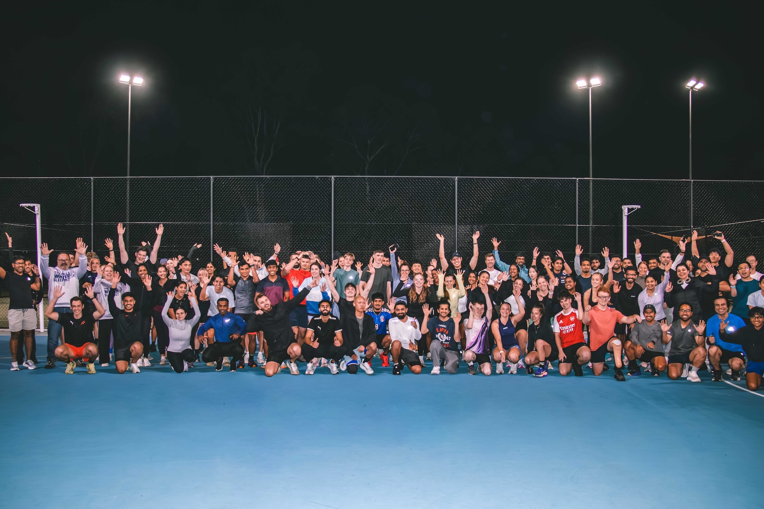 How to meet people through a running club